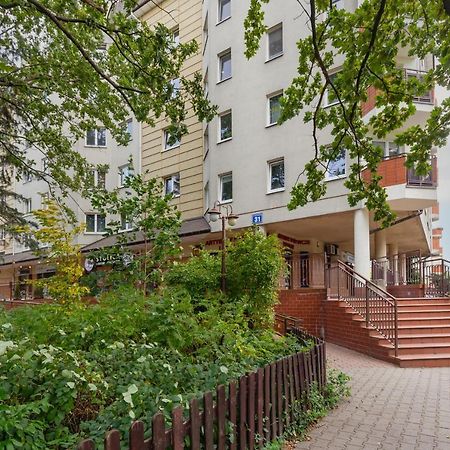 Cozy Apartment With Parking In Warsaw Ursus By Noclegi Renters Exterior photo