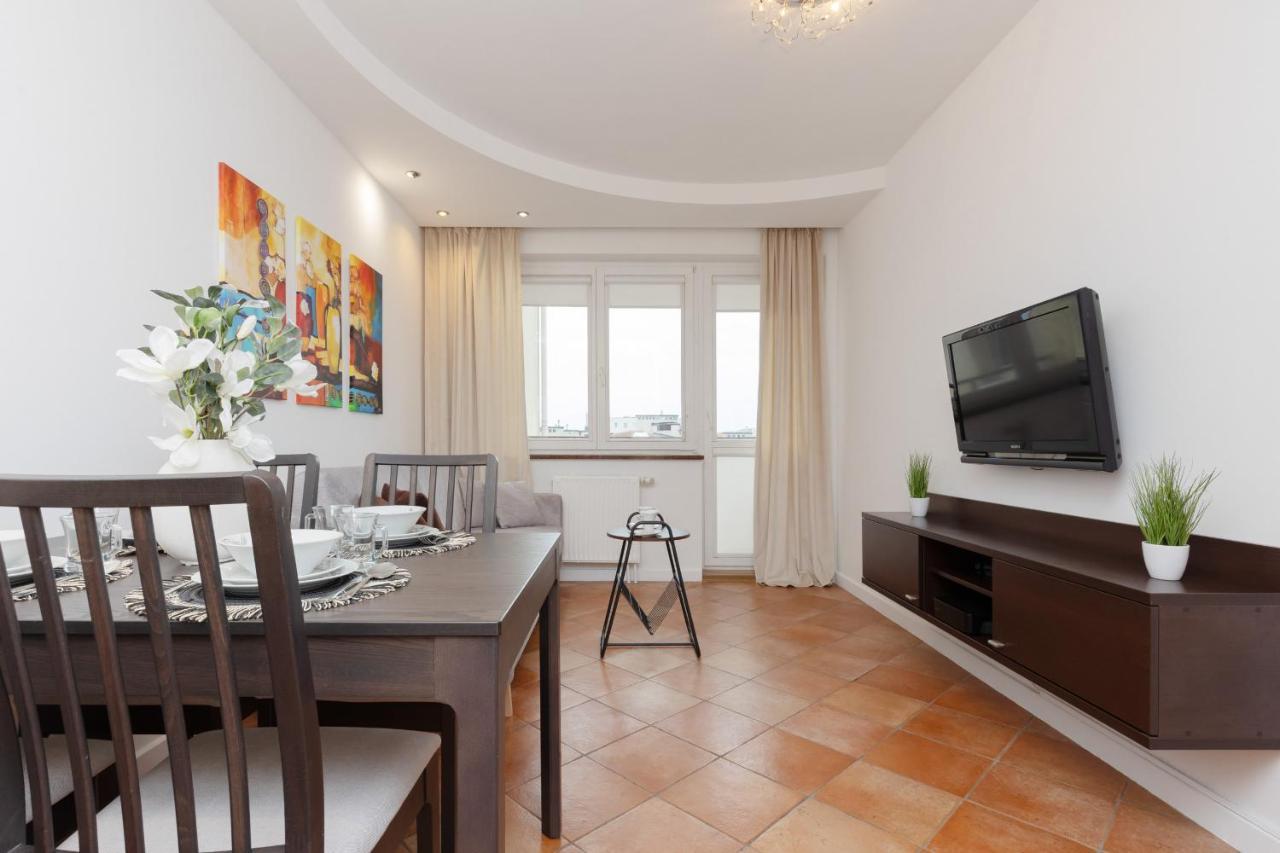 Cozy Apartment With Parking In Warsaw Ursus By Noclegi Renters Exterior photo