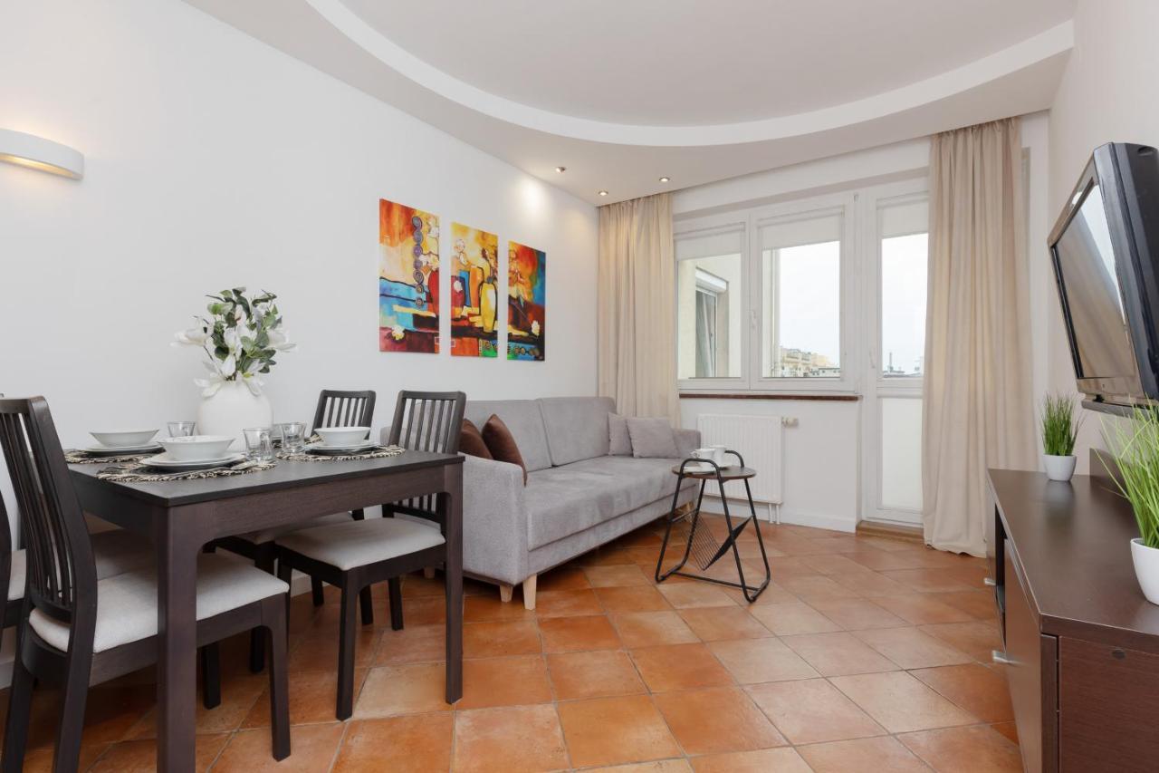 Cozy Apartment With Parking In Warsaw Ursus By Noclegi Renters Exterior photo